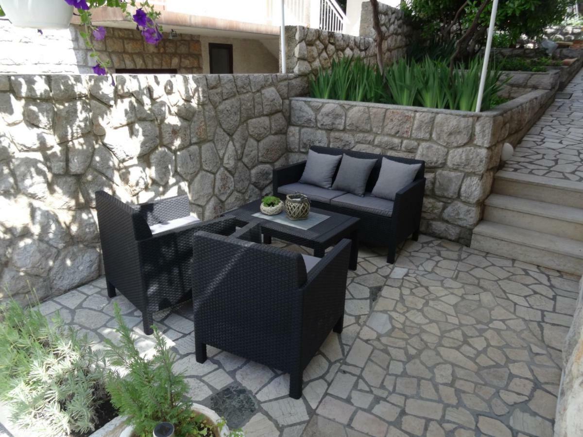 Apartments Anita Crikvenica Exterior photo